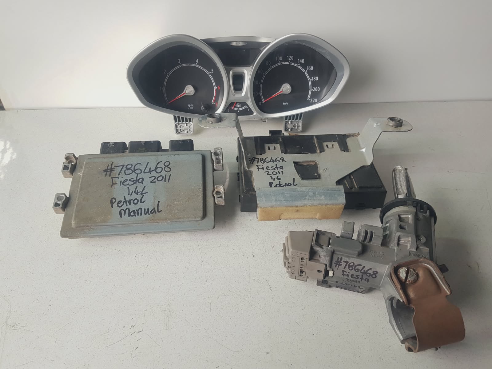 LOCKSET 1.4L